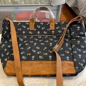 Thirty one crossbody/tote